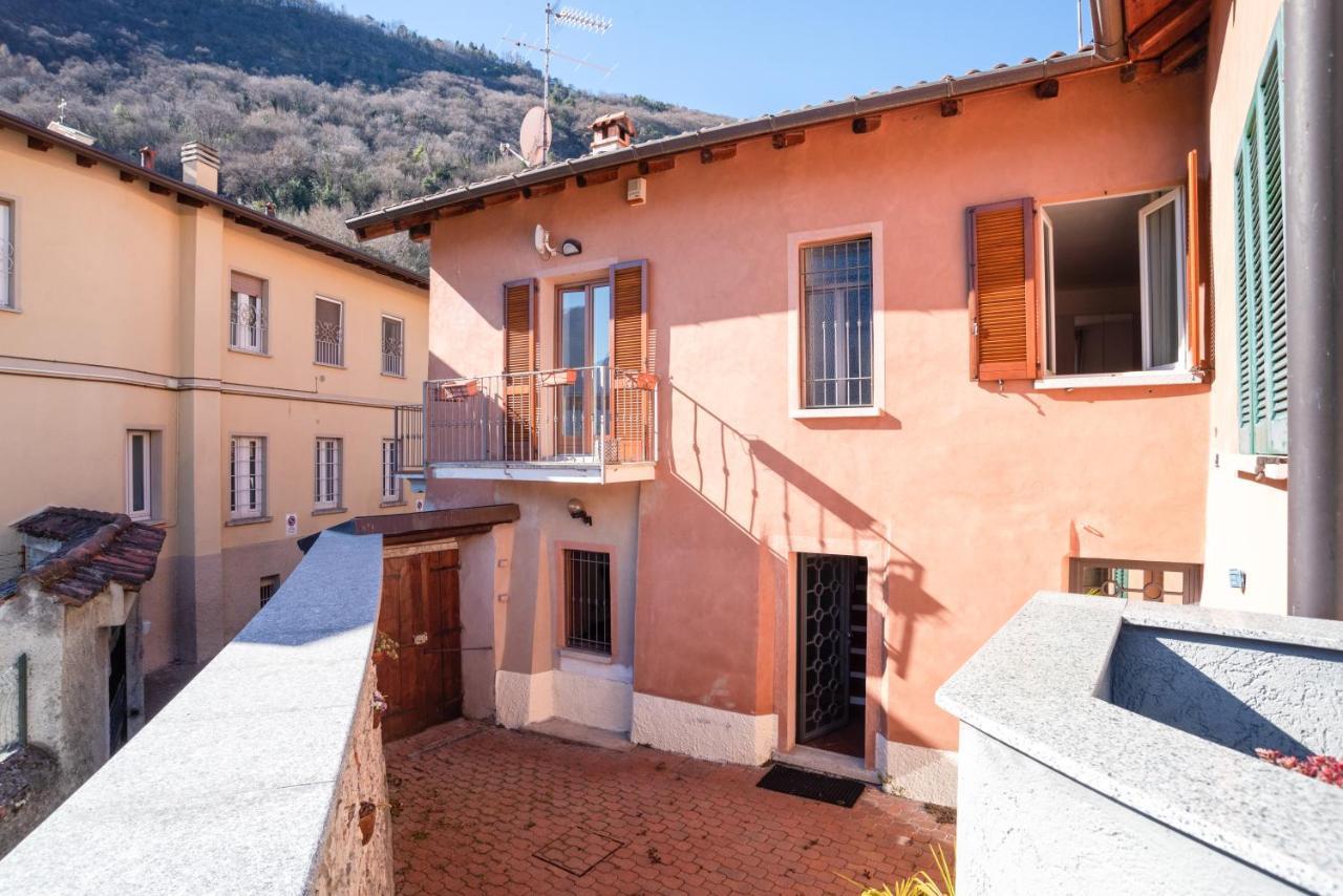 Limonta Lake View Apartment With Private Parking Bagian luar foto