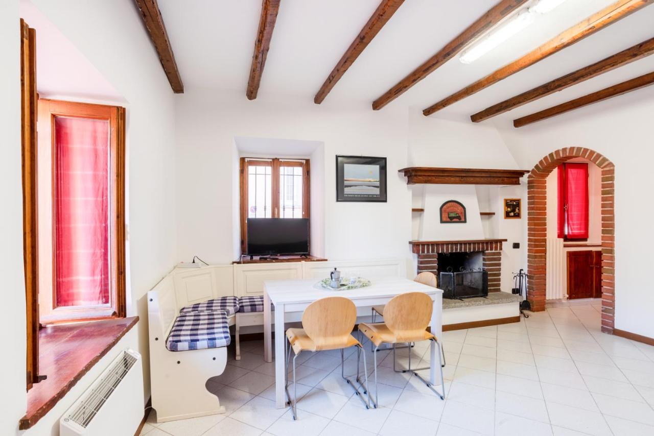 Limonta Lake View Apartment With Private Parking Bagian luar foto