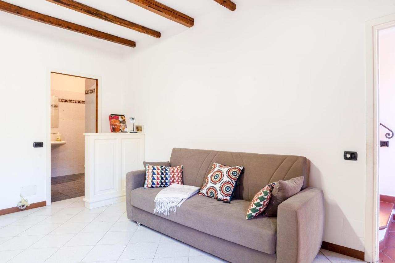 Limonta Lake View Apartment With Private Parking Bagian luar foto