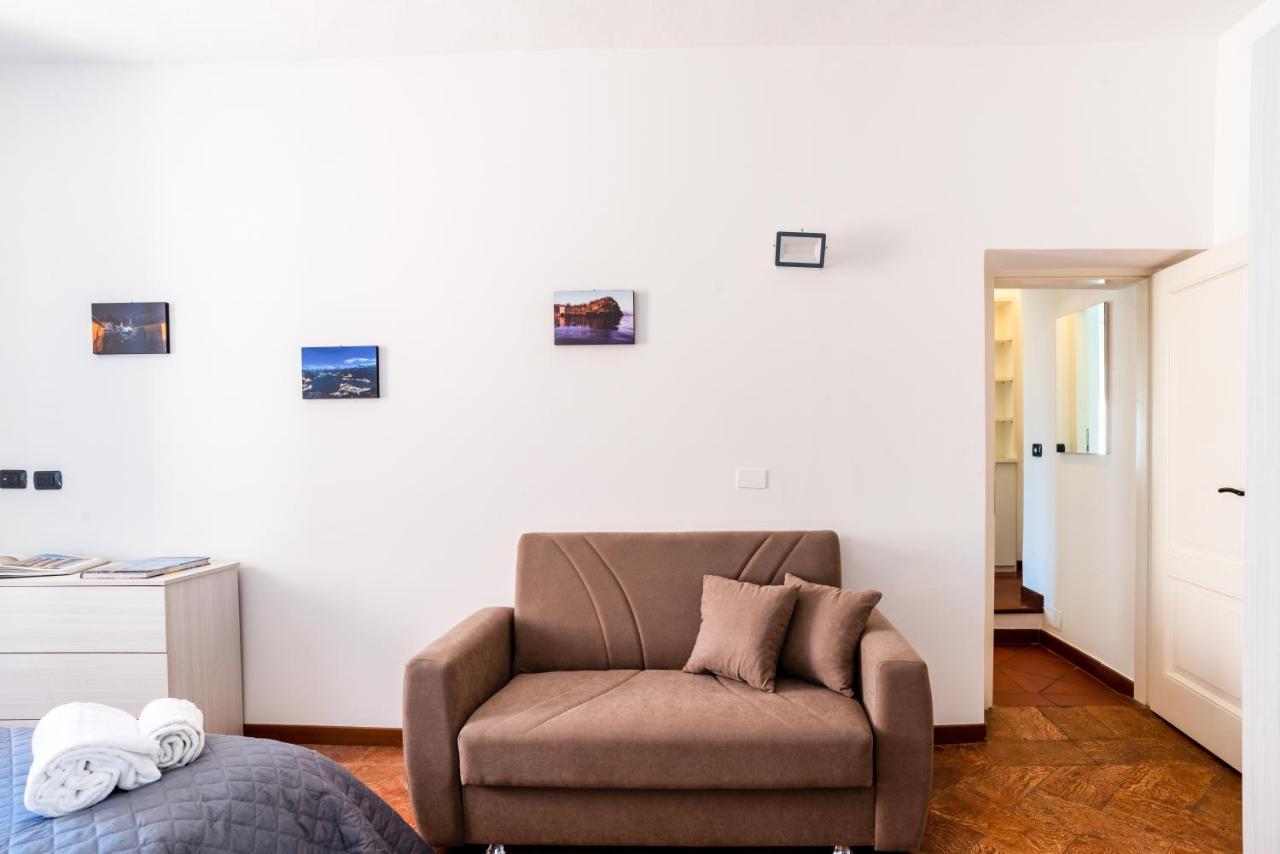 Limonta Lake View Apartment With Private Parking Bagian luar foto