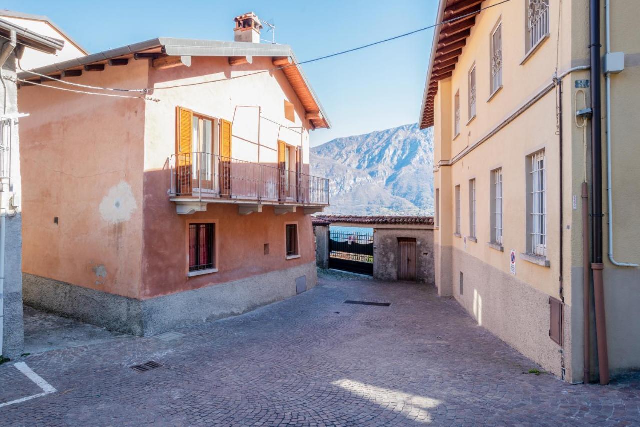 Limonta Lake View Apartment With Private Parking Bagian luar foto